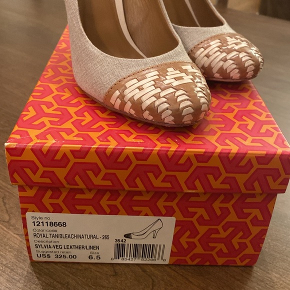 Tory Burch Sylvia pump - Picture 2 of 6
